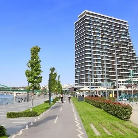 Waterfront Premium * Belgrade