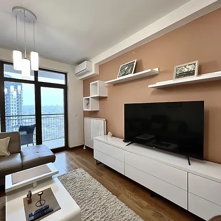 Waterfront Premium *